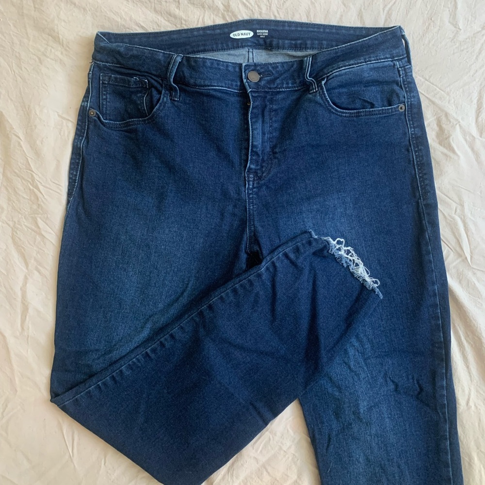 Old Navy Rockstar Super Skinny Ankle Jeans